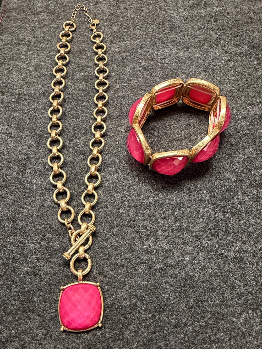 Gold-Tone Necklace and Bracelet Set with Hot Pink Stones